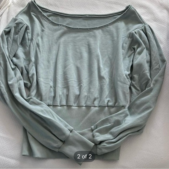 Venus off the shoulder sweatshirt - Picture 2 of 5